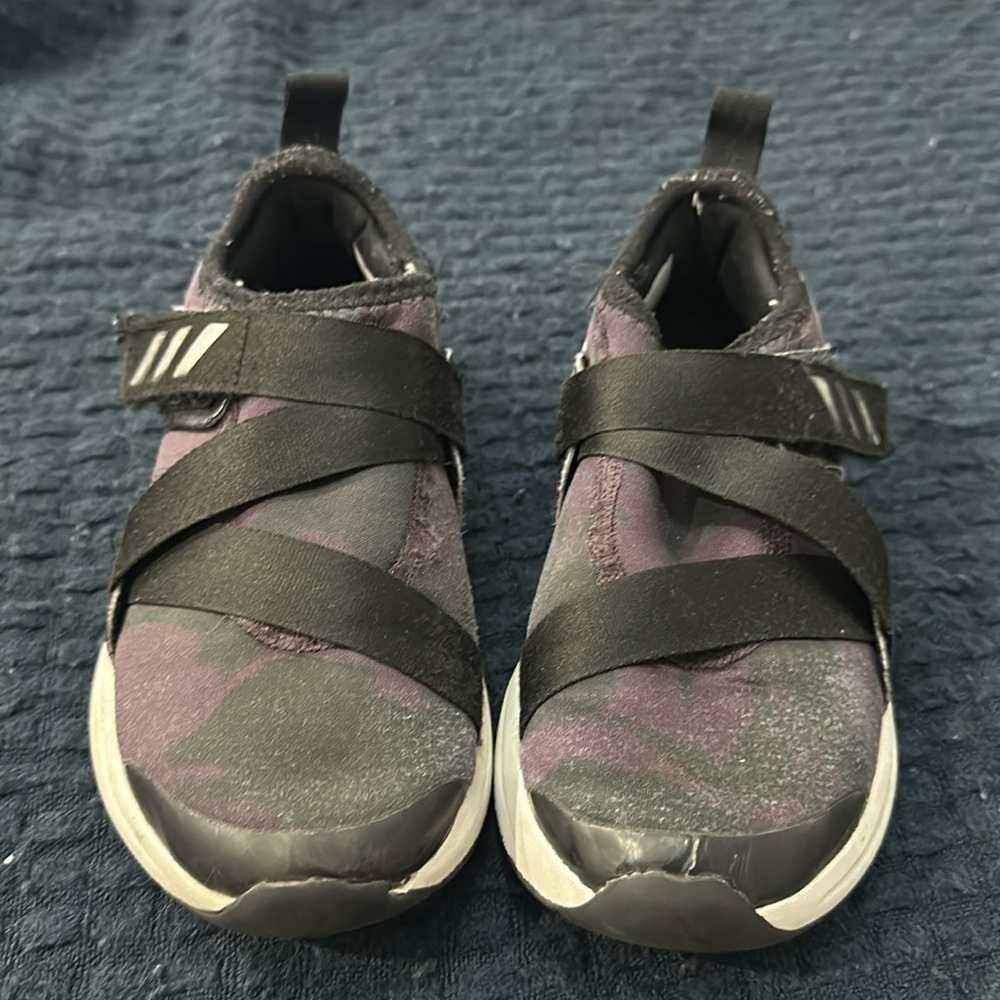 Adidas fortarun purple shoes size 1